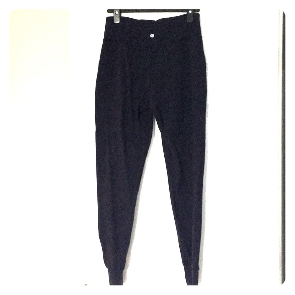 Lululemon joggers. Sz 8. Midnight. Nulu material.